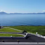 Lägenhet Cliff Side And Sea View