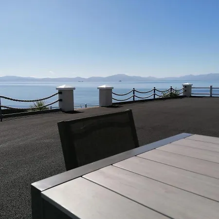 Cliff Side And Sea View باليبوهييغو