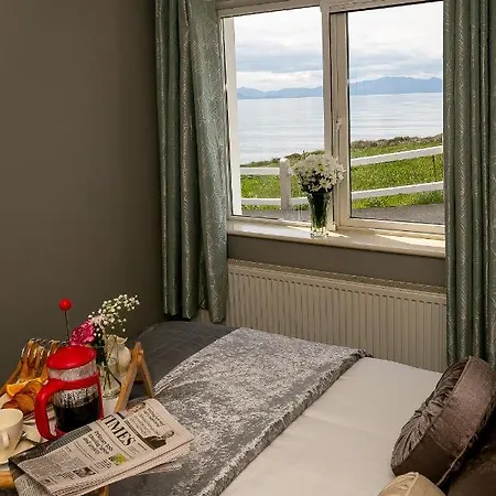 Cliff Side And Sea View Apartment *