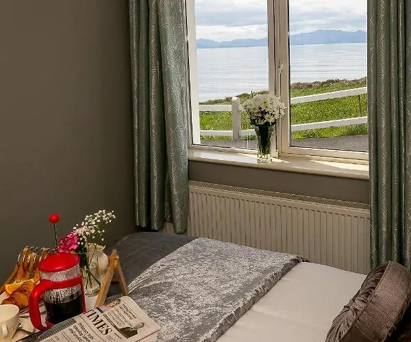 Cliff Side And Sea View Apartment *